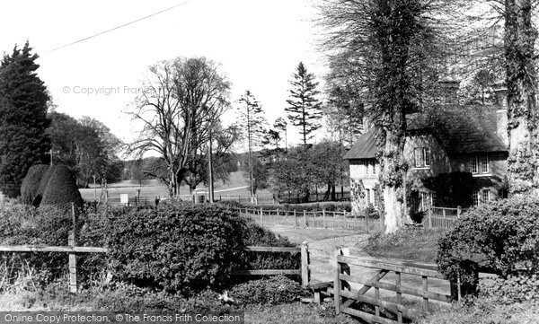 Photo of Durley, Forest Entrance c.1955