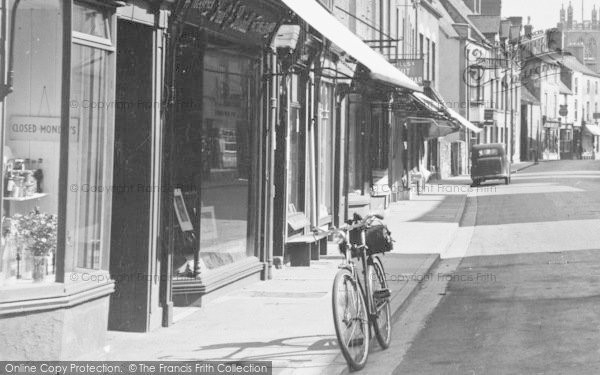 Photo of Dursley, Bicycle, Parsonage Street c.1947