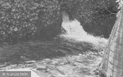 Broadwell Stream c.1950, Dursley