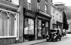 Burton's Stores, Parsonage Street c.1947, Dursley
