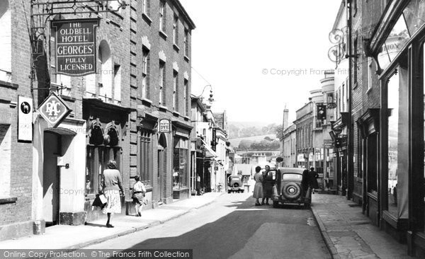 Photo of Dursley, Long Street c.1947