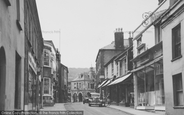 Photo of Dursley, Long Street c.1950