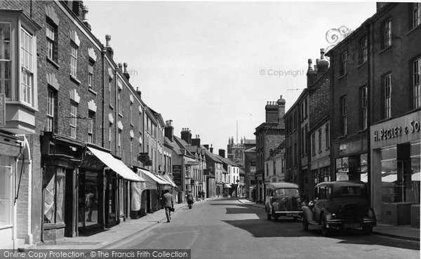 Photo of Dursley, Parsonage Street c.1950