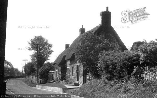 Photo of Duston, Thatched Cottages, Mill Way c.1955