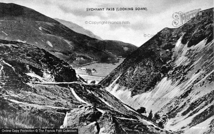 Photo of Dwygyfylchi, Sychnant Pass (Looking Down) c.1930
