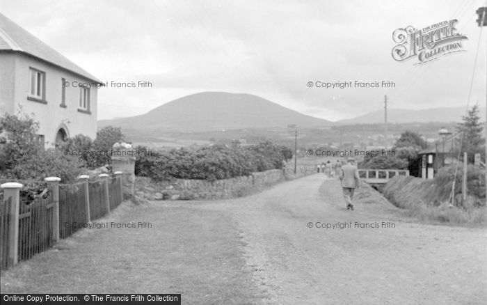 Photo of Dyffryn Ardudwy, Road Leading To Dyffryn Seaside Estate 1951