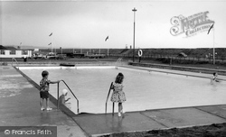 Beach Holiday Centre Swimming Pool c.1960, Dymchurch