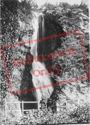 The Falls c.1935, Dyserth