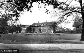 Ealing, Grammar School, the Green c1955