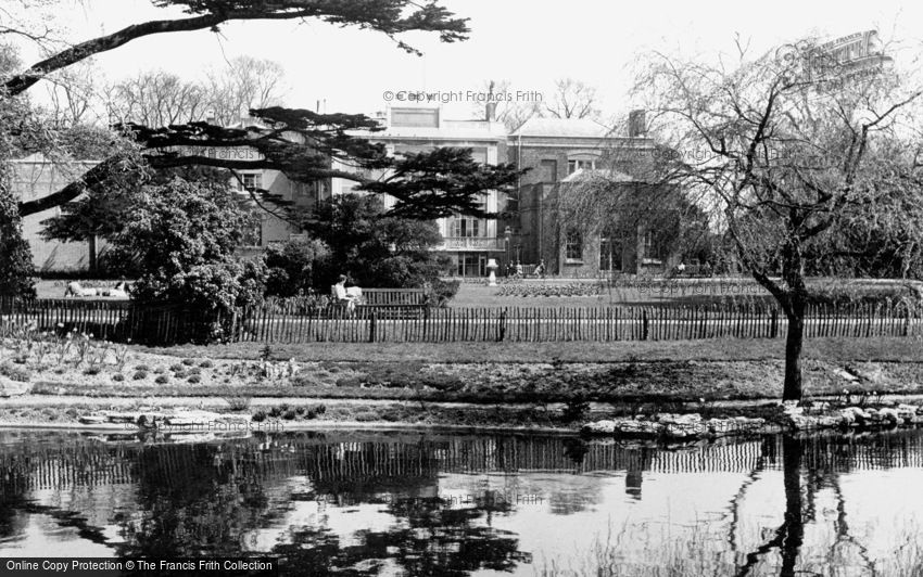 Ealing, Pitshanger Manor, Walpole Park c1955