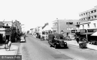 Ealing, Uxbridge Road c1965