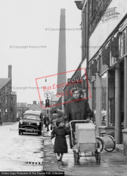Photo of Earby, Mother And Children, Victoria Road c.1955