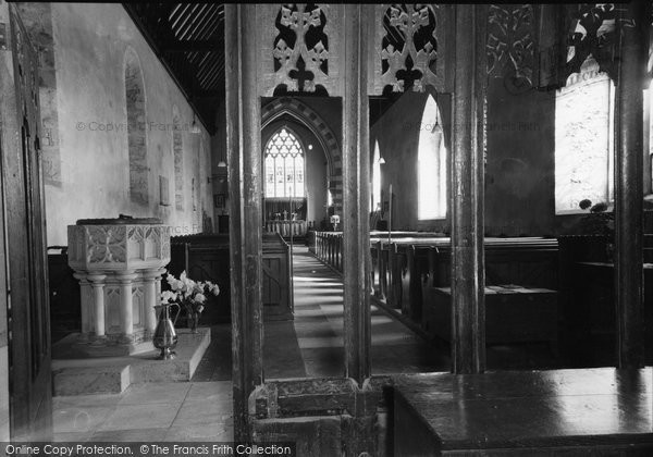 Photo of Eardisland, The Church Interior c.1960