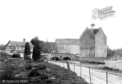 The Village 1906, Eardisland