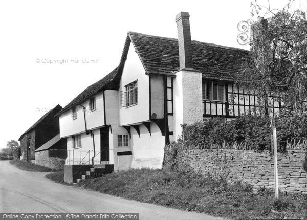 Photo of Eardisley, Upper House Farm c.1950