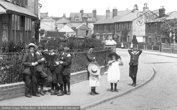 Photo of Earlswood, Children In Earlswood Road 1906