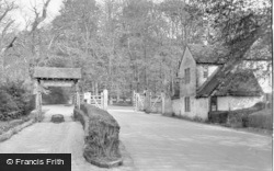 Entrance To Cowdray Park 1931, Easebourne
