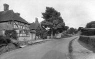 Village 1928, Easebourne