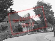 Village 1933, Easebourne