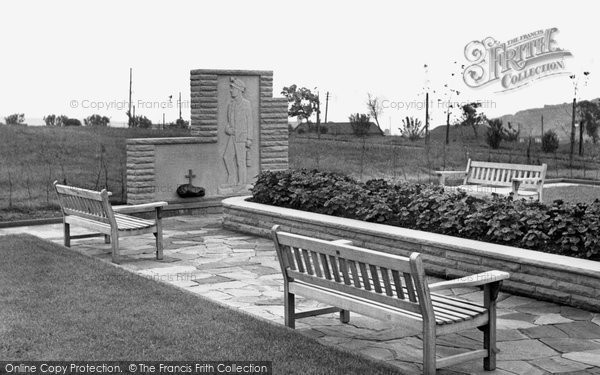 Photo of Easington Colliery, Memorial Gardens c.1960