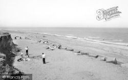 The Beach c.1955, Easington