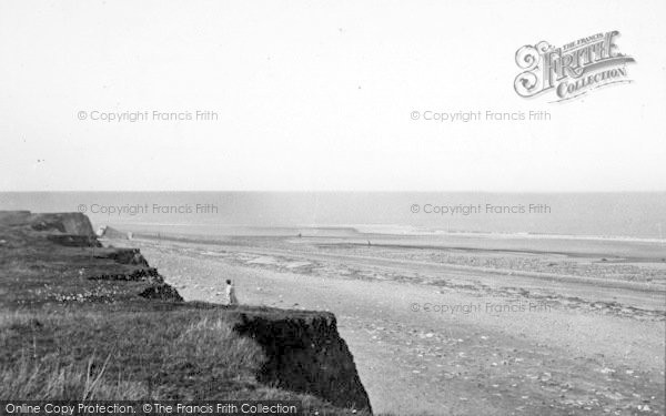 Photo of Easington, The Beach Looking North c.1955
