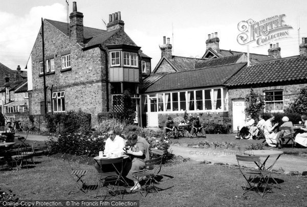 Photo of East Ayton, Derwent Café Tea Gardens c.1960