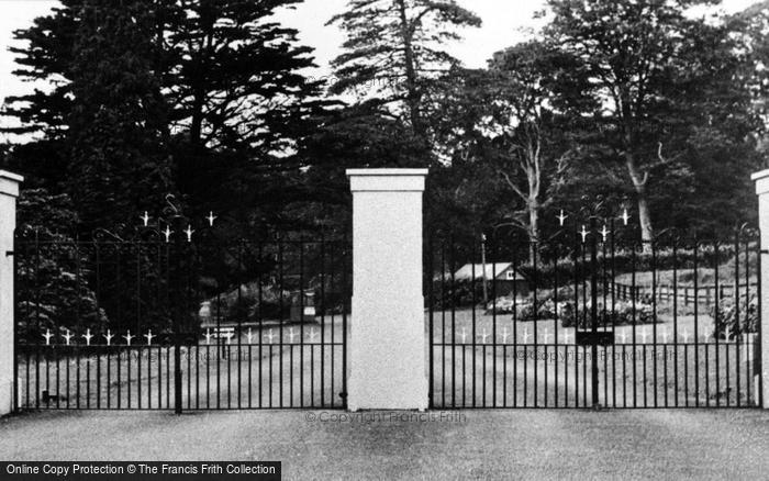 Photo of East Budleigh, Bicton Gardens Entrance Gates c.1955