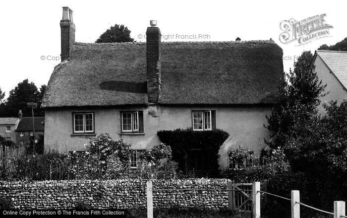 Photo of East Budleigh, Thatched Cottage 1928