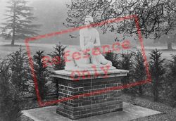 Hatchlands, Statue In Garden 1911, East Clandon