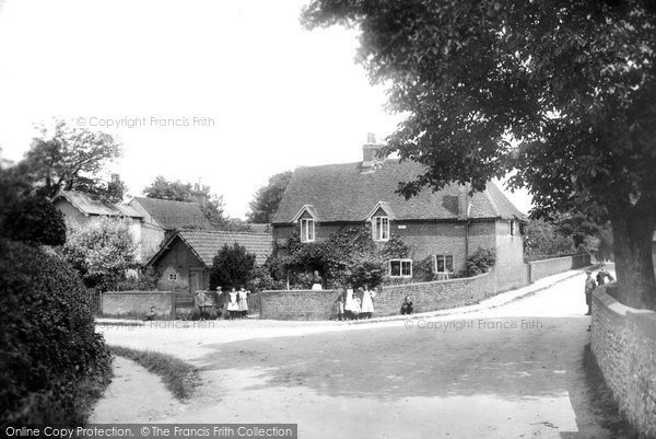 Photo of East Clandon, Village 1904