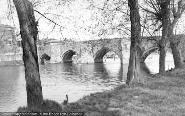 Photo of East Farleigh, The Bridge c.1960