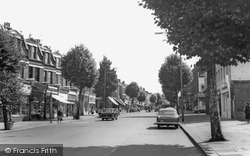 High Road c.1965, East Finchley