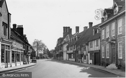 High Street c.1960, East Grinstead