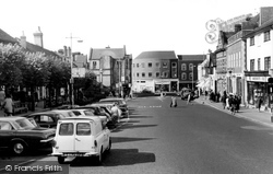 High Street c.1965, East Grinstead