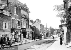 London Road 1914, East Grinstead
