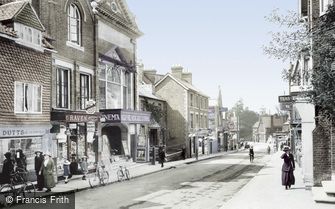 East Grinstead, London Road 1914