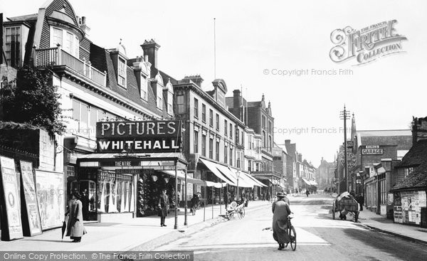 Photo of East Grinstead, London Road 1914