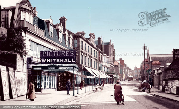 Photo of East Grinstead, London Road 1914