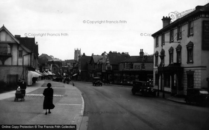 Photo of East Grinstead, London Road 1933