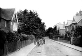 Moat Road 1907, East Grinstead