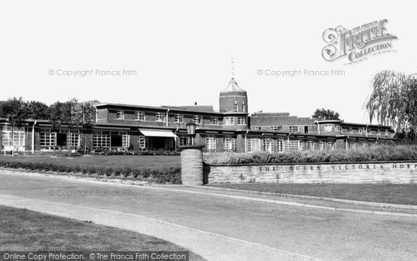 Photo of East Grinstead, Queen Victoria Hospital c.1965