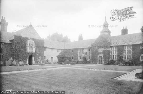 Photo of East Grinstead, Sackville College 1910