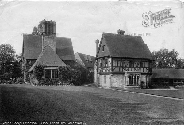 Photo of East Grinstead, St Margaret's Convent, Guest House Lodge 1909