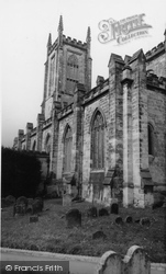 St Swithun's Church c.1965, East Grinstead