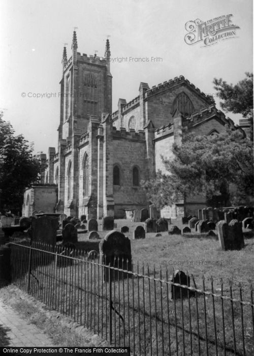 Photo of East Grinstead, St Swithun's Church c.1965