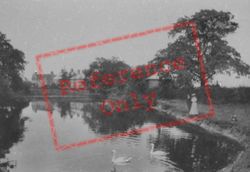 The Moat Pond 1907, East Grinstead