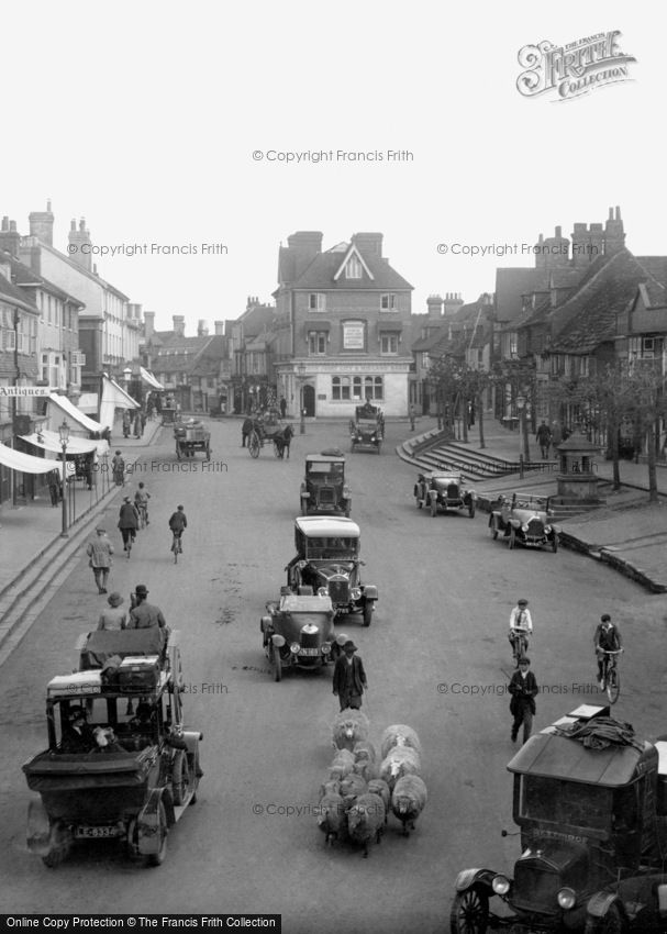 East Grinstead, Traffic in High Street 1923