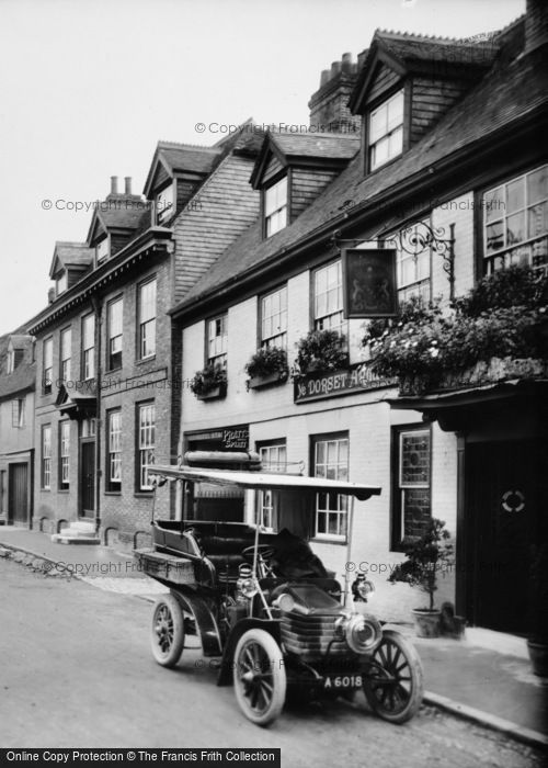 Photo of East Grinstead, Ye Dorset Arms, High Street And A Wolseley 10 Hp Car 1904