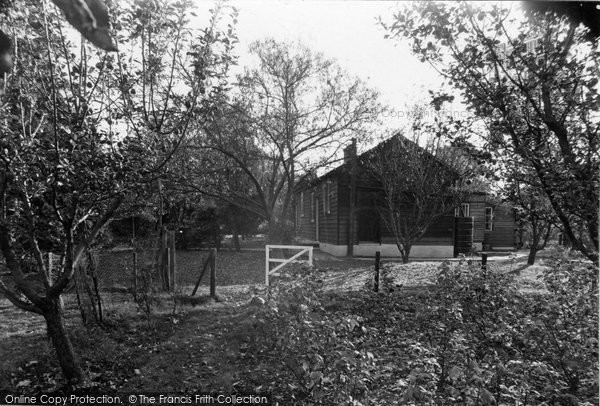 Photo of East Hill, Pasadena Stores And Cafe c.1960